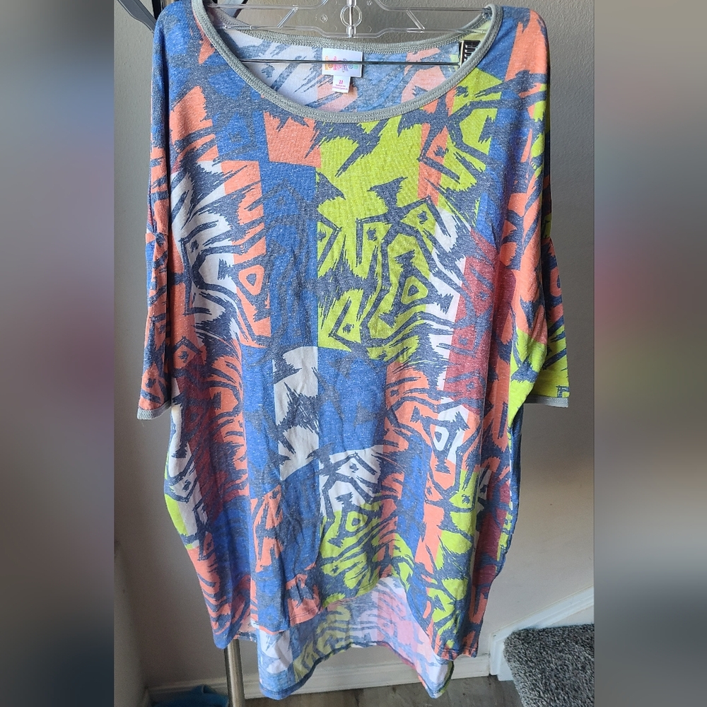 LulaRoe Tunic Multicolored Size Medium IRMA Shirt Retro Style NWT